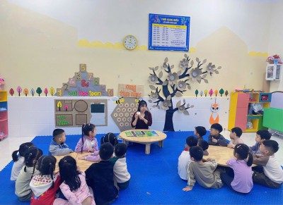 KHÁM PHÁ KHOA HỌC CÁC KIỂU NHÀ CÙNG ROBOT THÔNG MINH – LỚP 5 TUỔI B